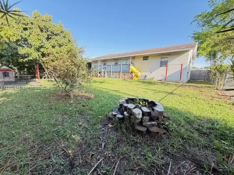 9770 SW 210th Street Cutler Bay FL 33189