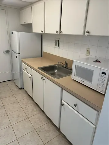 1200 West Avenue Miami Beach FL 33139