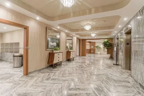 5401 Collins Avenue Miami Beach FL 33140