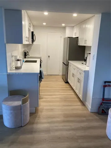 5401 Collins Avenue Miami Beach FL 33140