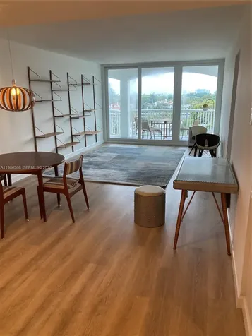 5401 Collins Avenue Miami Beach FL 33140