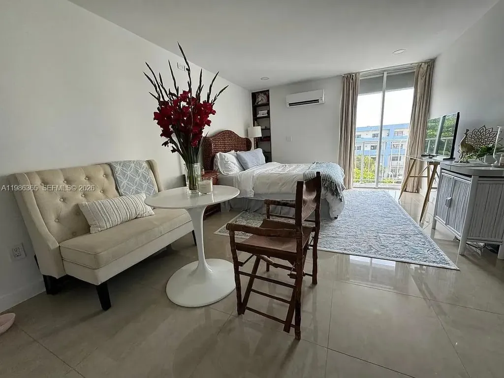 1615 West Avenue Miami Beach FL 33139