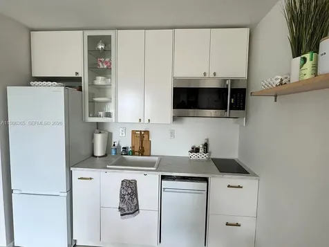 1615 West Avenue Miami Beach FL 33139