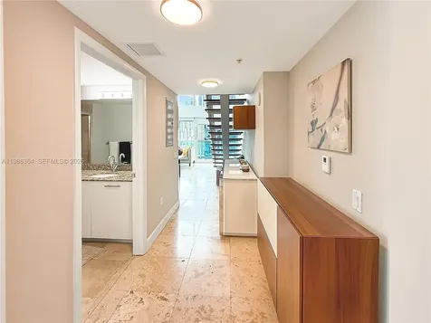 41 SE 5th Street Miami FL 33131