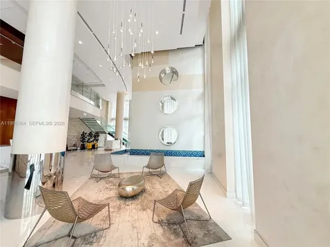 41 SE 5th Street Miami FL 33131