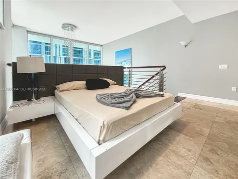 41 SE 5th Street Miami FL 33131