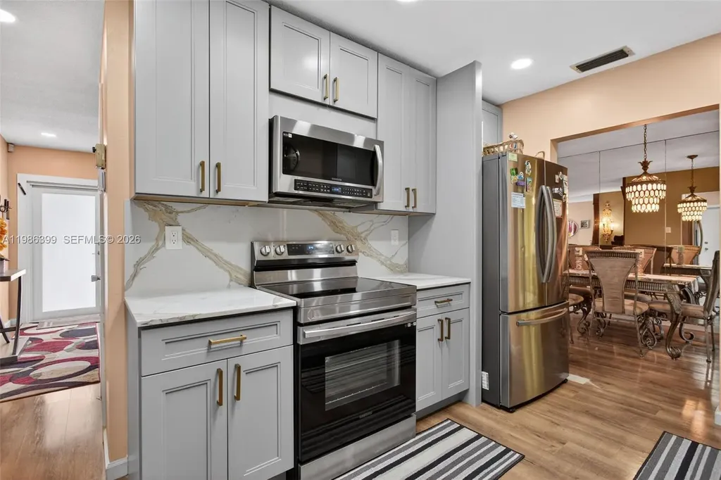 6719 NW 70th Court Tamarac FL 33321