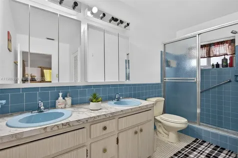 6719 NW 70th Court Tamarac FL 33321