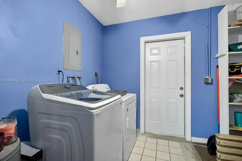 6719 NW 70th Court Tamarac FL 33321