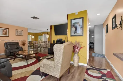 6719 NW 70th Court Tamarac FL 33321