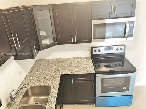 7650 SW 10th Court North Lauderdale FL 33068
