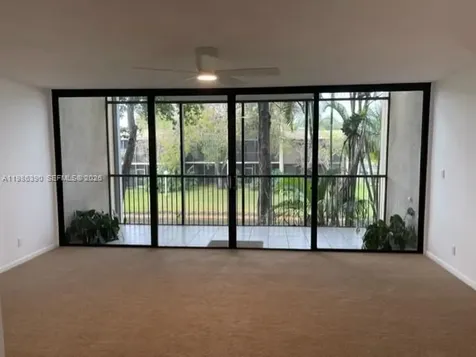 2921 SW 87th Avenue Davie FL 33328