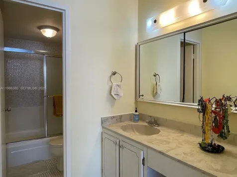 3180 S Ocean Drive Hallandale Beach FL 33009