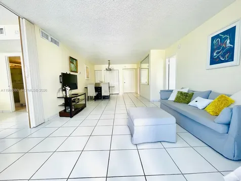 3180 S Ocean Drive Hallandale Beach FL 33009