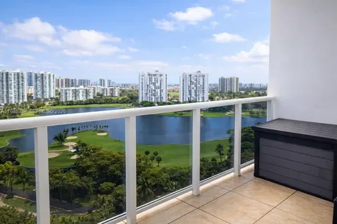3675 N Country Club Drive Aventura FL 33180