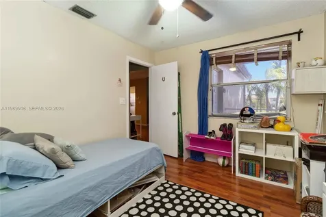 1250 SW 113th Terrace Pembroke Pines FL 33025