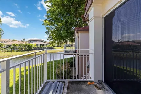 1250 SW 113th Terrace Pembroke Pines FL 33025