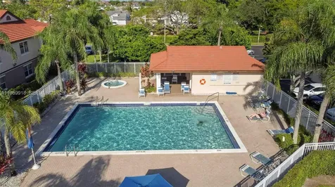 1250 SW 113th Terrace Pembroke Pines FL 33025