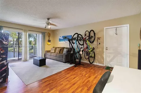 1250 SW 113th Terrace Pembroke Pines FL 33025