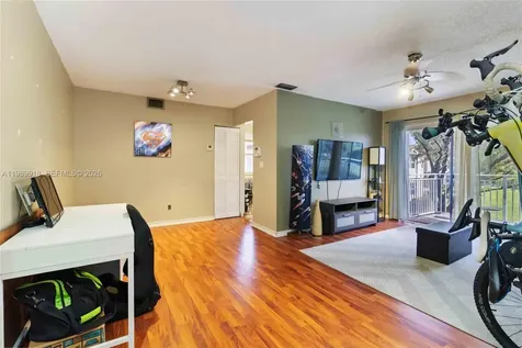 1250 SW 113th Terrace Pembroke Pines FL 33025
