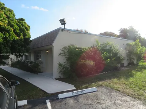 17247 SW 112th Place Miami FL 33157
