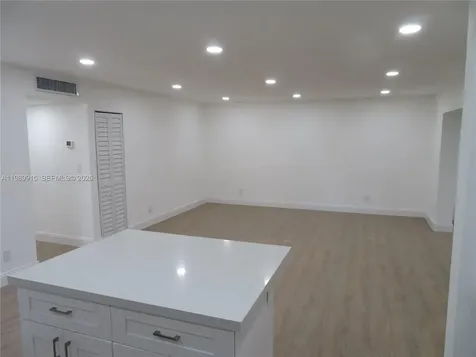 17247 SW 112th Place Miami FL 33157