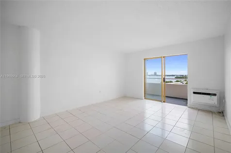 7904 West Drive North Bay Village FL 33141