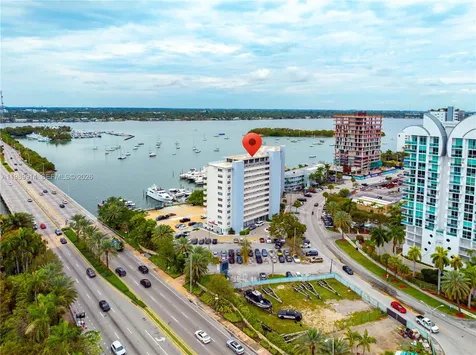 7904 West Drive North Bay Village FL 33141