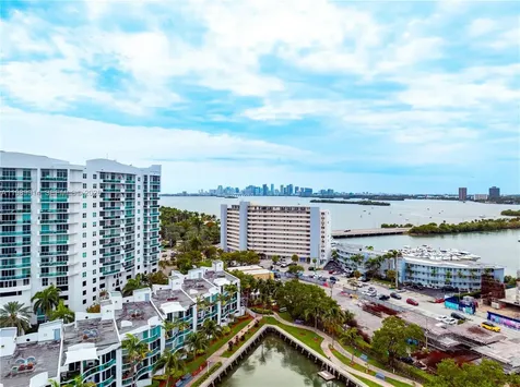 7904 West Drive North Bay Village FL 33141