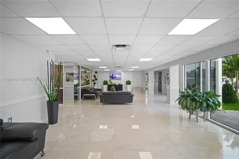 7904 West Drive North Bay Village FL 33141