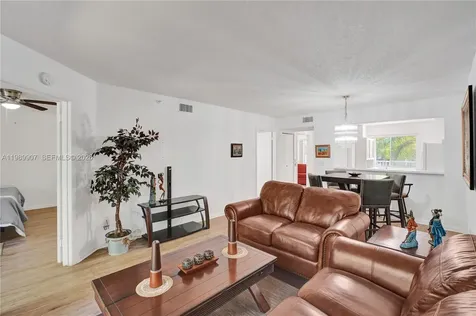 9511 Weldon Circle Tamarac FL 33321