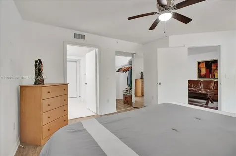 9511 Weldon Circle Tamarac FL 33321