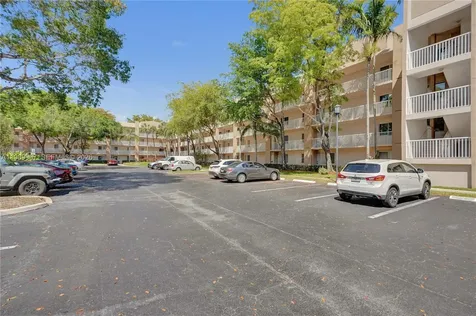 9511 Weldon Circle Tamarac FL 33321