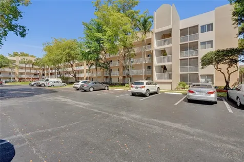 9511 Weldon Circle Tamarac FL 33321