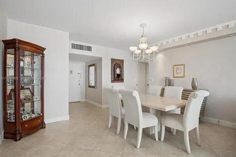 5001 Collins Avenue Miami Beach FL 33140