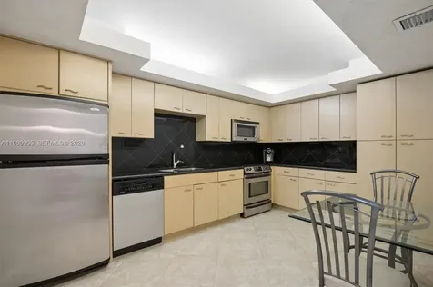 5001 Collins Avenue Miami Beach FL 33140