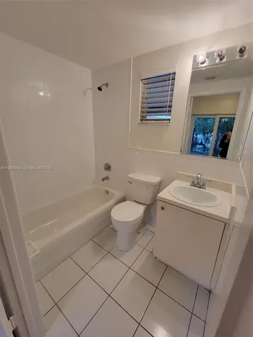 1611 SW 2nd Court Miami FL 33129