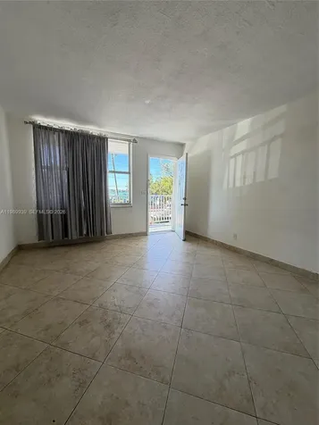 7917 West Drive North Bay Village FL 33141