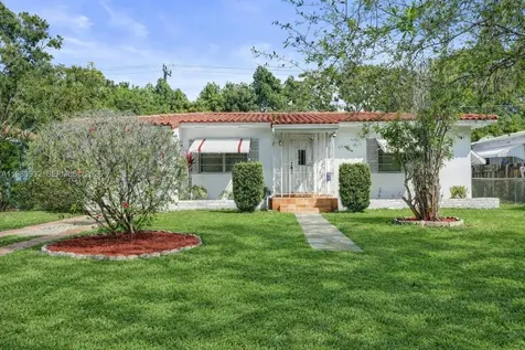 221 NE 48th Terrace Miami FL 33137