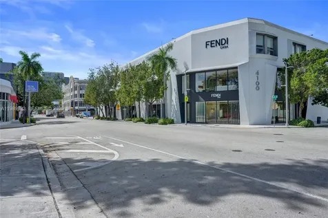 221 NE 48th Terrace Miami FL 33137