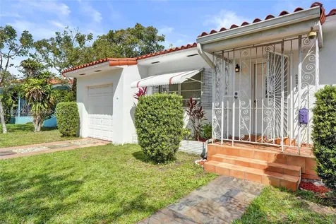 221 NE 48th Terrace Miami FL 33137