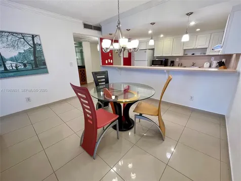 19390 Collins Avenue Sunny Isles Beach FL 33160