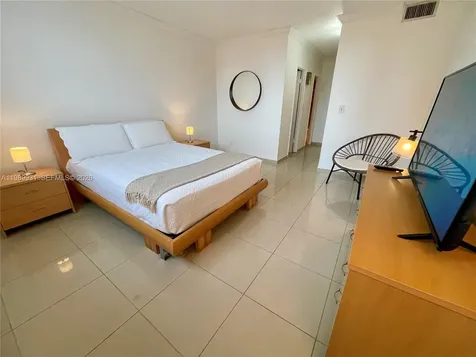 19390 Collins Avenue Sunny Isles Beach FL 33160