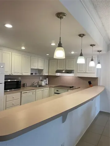 19390 Collins Avenue Sunny Isles Beach FL 33160