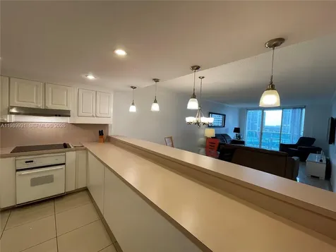 19390 Collins Avenue Sunny Isles Beach FL 33160