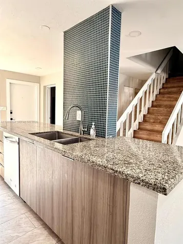 833 NW 81st Terrace Plantation FL 33324