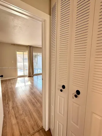833 NW 81st Terrace Plantation FL 33324