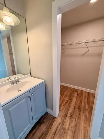 833 NW 81st Terrace Plantation FL 33324