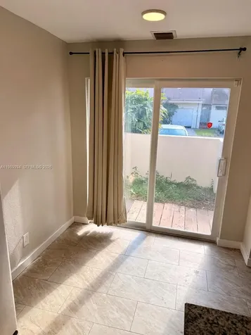 833 NW 81st Terrace Plantation FL 33324