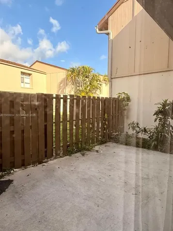 833 NW 81st Terrace Plantation FL 33324